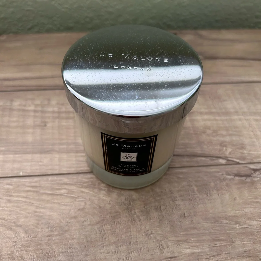 Jo Malone Cream Candle with Silver Lid - Picture 3 of 6